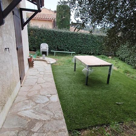 Appartement T2 Bas De Villa Avec Jardinet Au Calme Proche Mer La Seyne-sur-Mer Eksteriør bilde